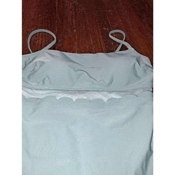 New Medium Cupshe Olive Army Green Scallop Swimsuit Bathing Suit One Piece NWOT - Picture 2 of 6